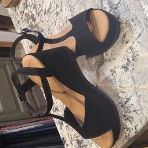 Bamboo black suede wedges 7/37